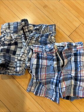 LIKE NEW! BUNDLE! 2 PAIRS! Old Navy Kids Toddler Plaid Shorts Sz 6-12 M